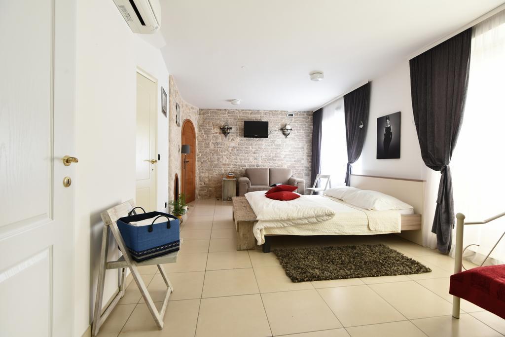 Apartments Kokolo Šibenik Zimmer foto